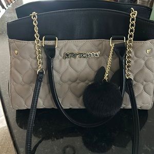 Large bag with removable bag